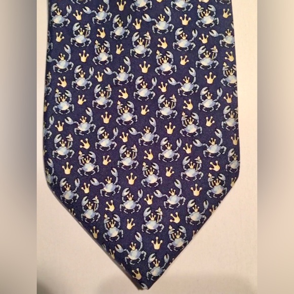 RARE Blue King Crab Pattern Vineyard Vines Mens Silk Tie - Picture 4 of 10